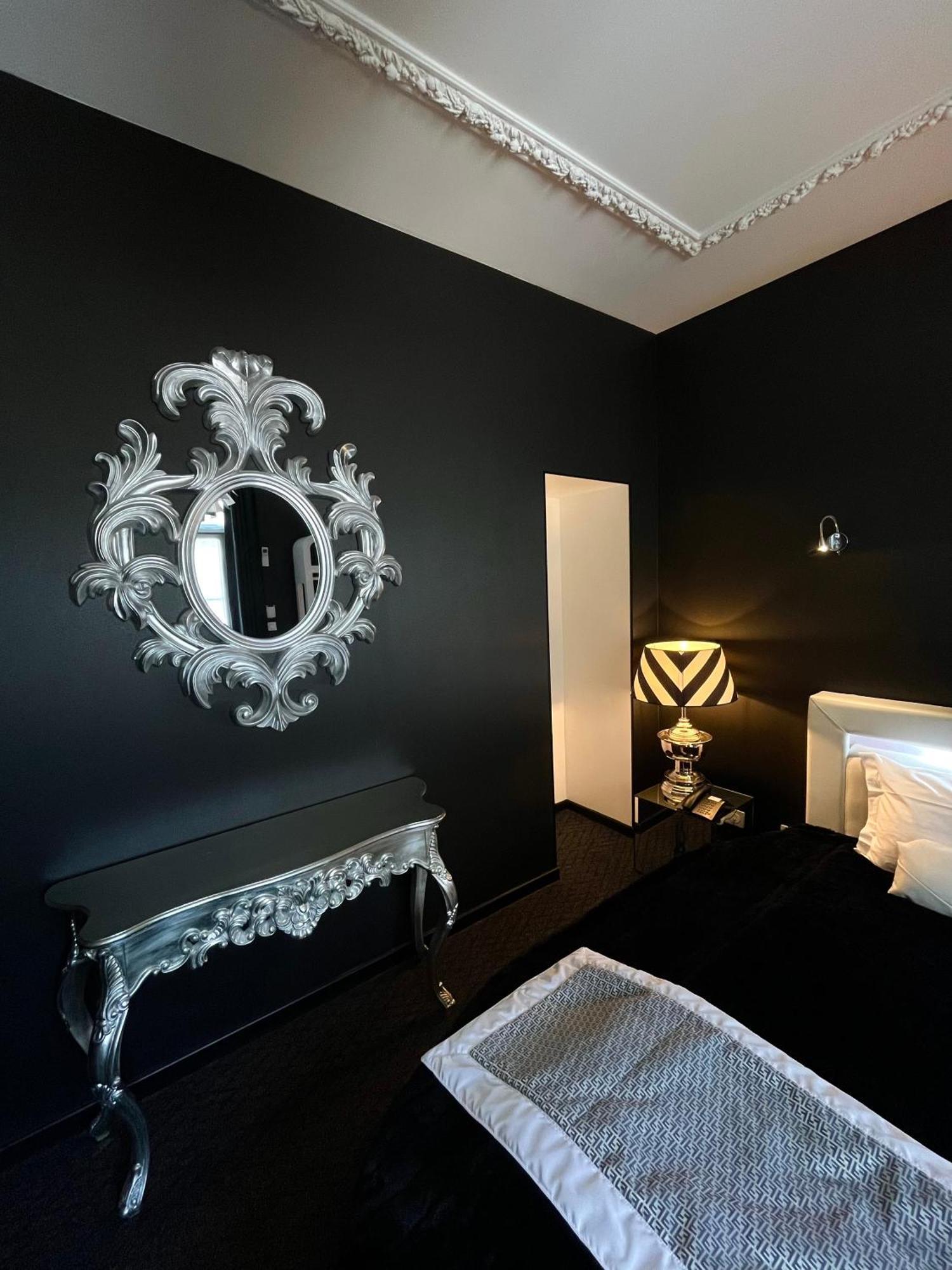 Art Hotel Rochecorbon Exteriör bild