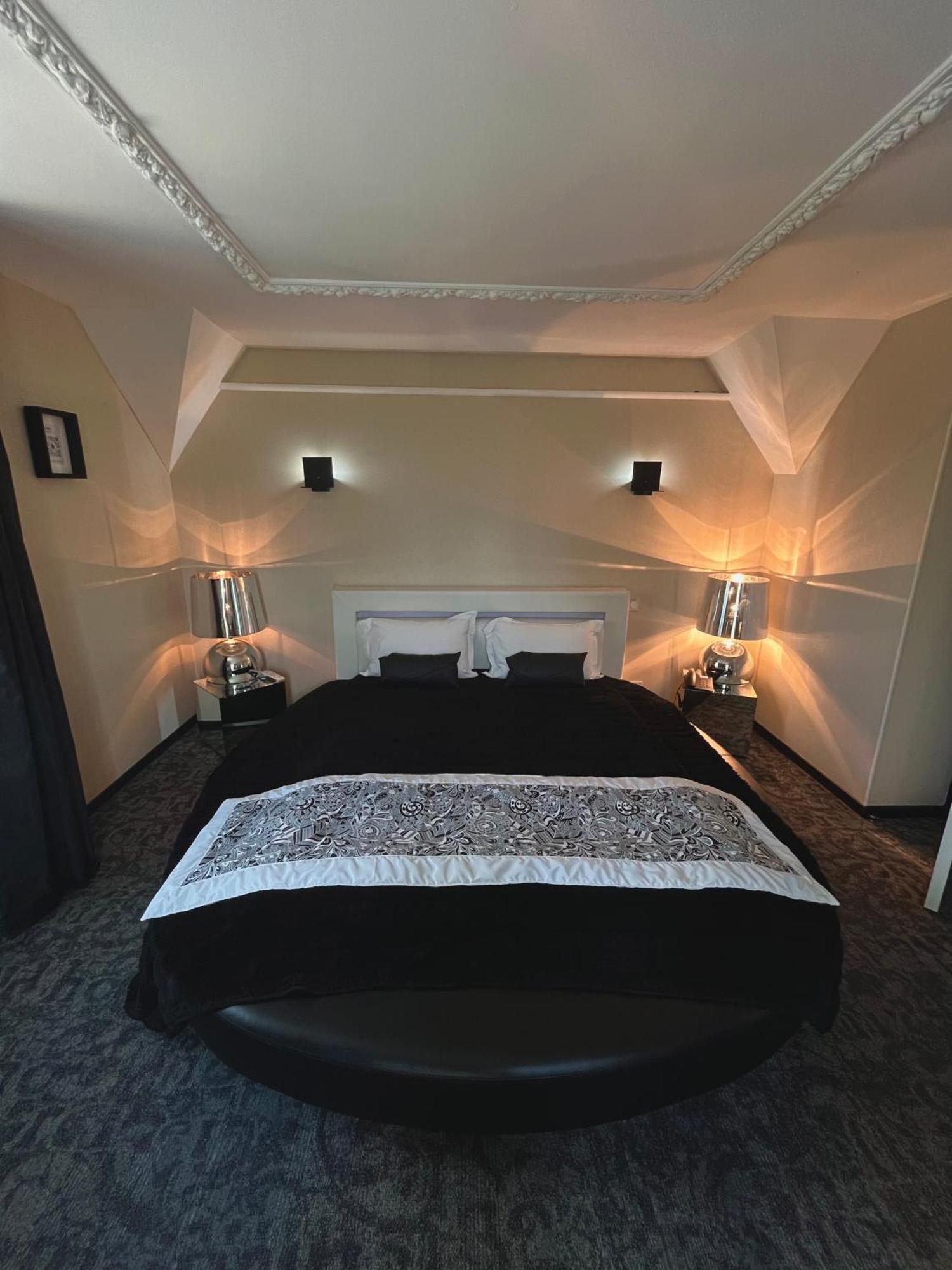 Art Hotel Rochecorbon Exteriör bild