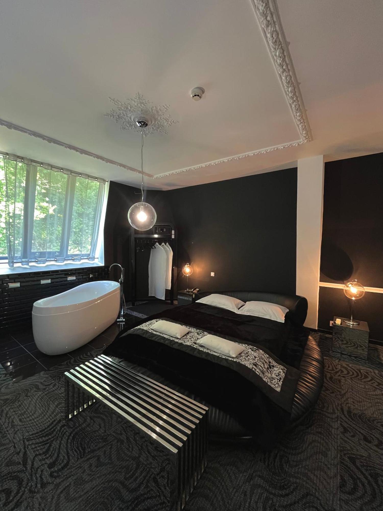 Art Hotel Rochecorbon Exteriör bild
