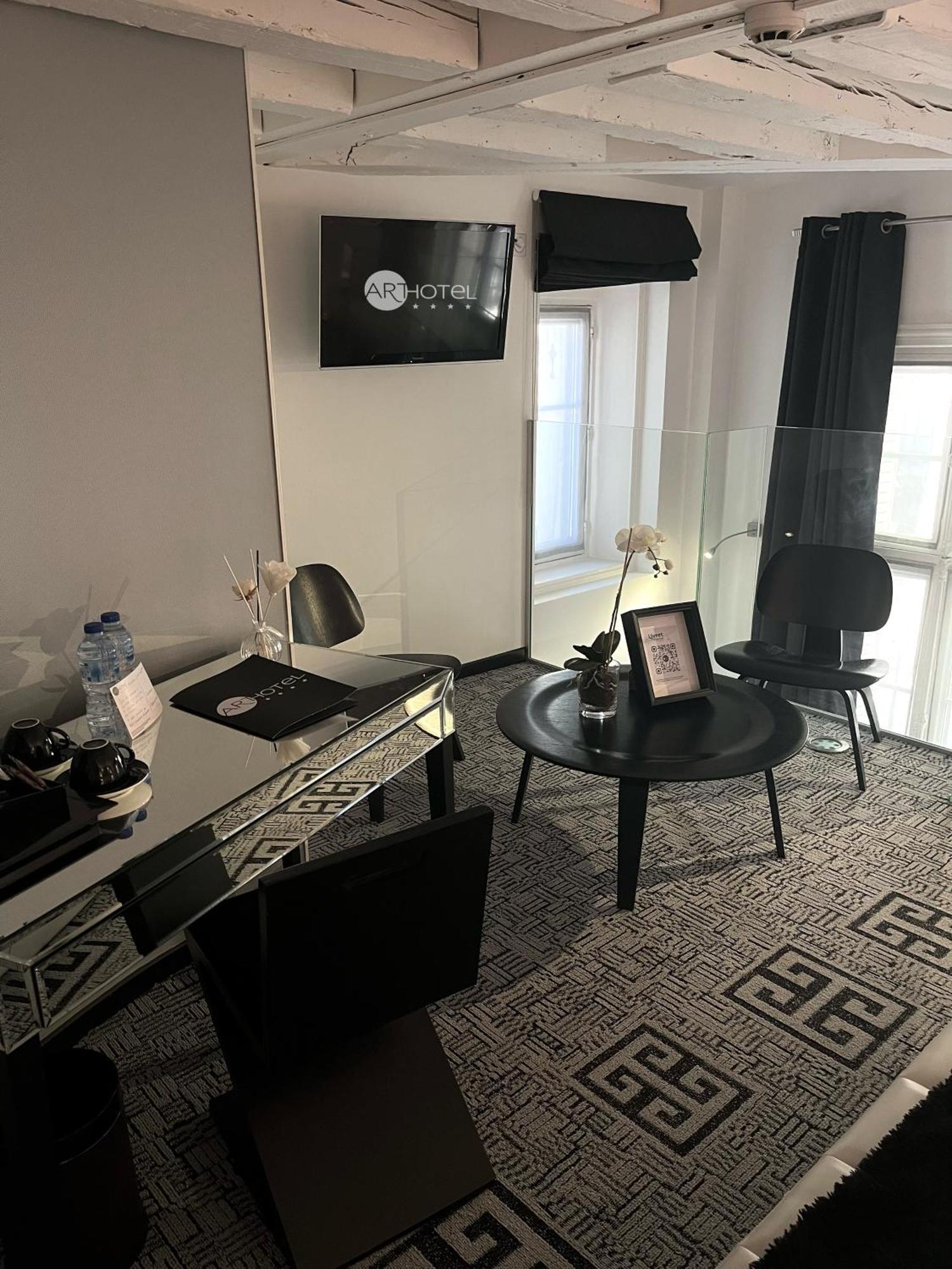 Art Hotel Rochecorbon Exteriör bild